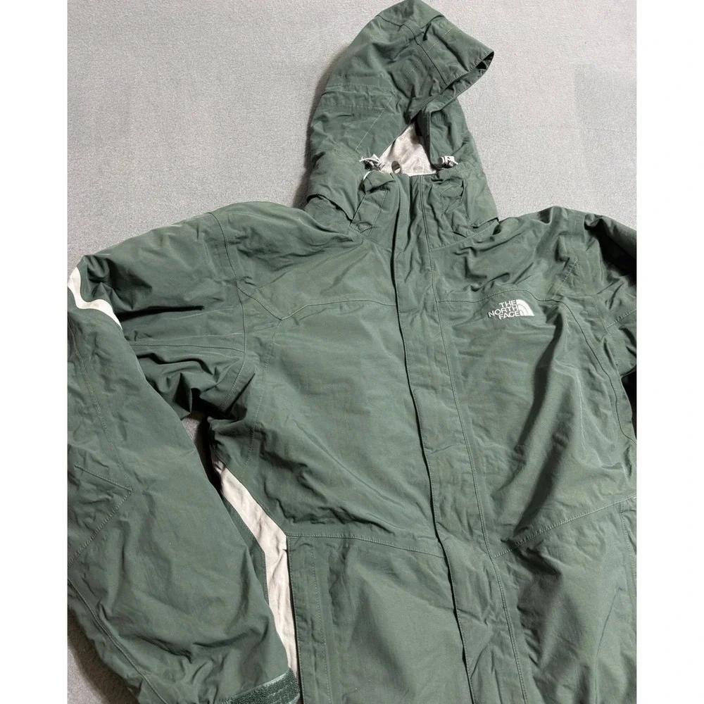 The North Face Mens HyVent Hooded Rain Jacket Green Medium Waterproof Shell In 1